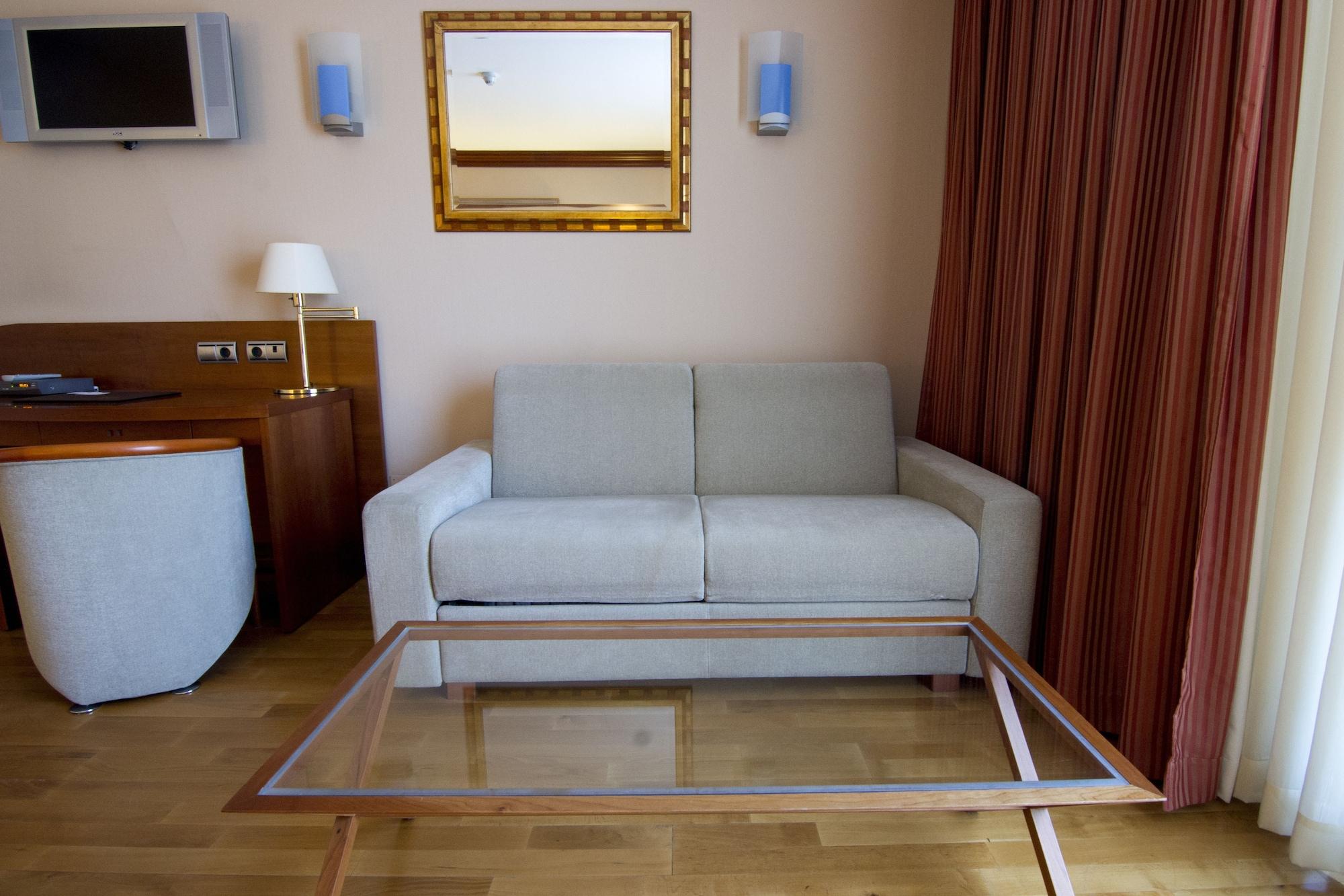 Hotel Amadeus บายาโดลิด ภายนอก รูปภาพ
