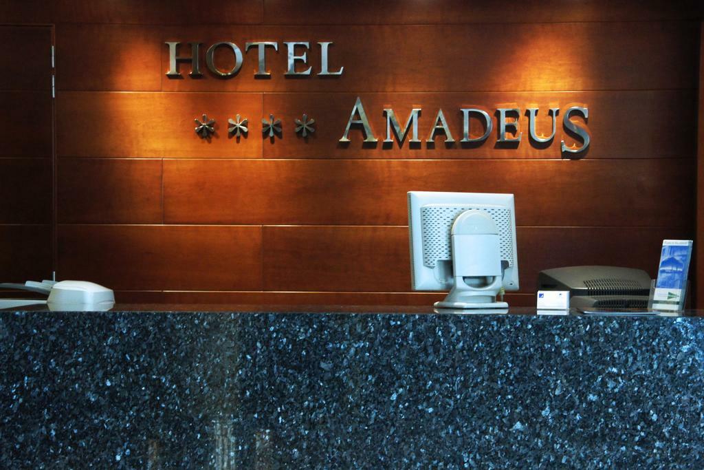 Hotel Amadeus บายาโดลิด ภายนอก รูปภาพ