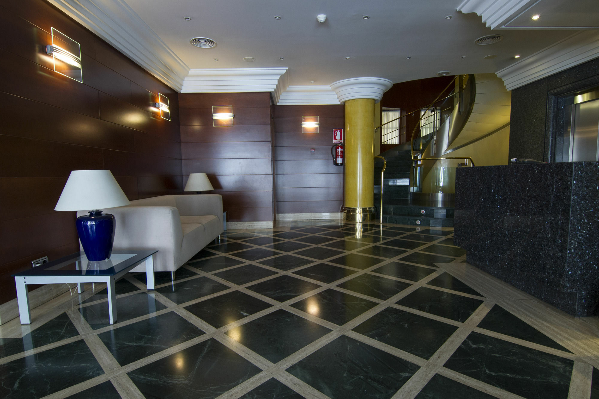 Hotel Amadeus บายาโดลิด ภายนอก รูปภาพ