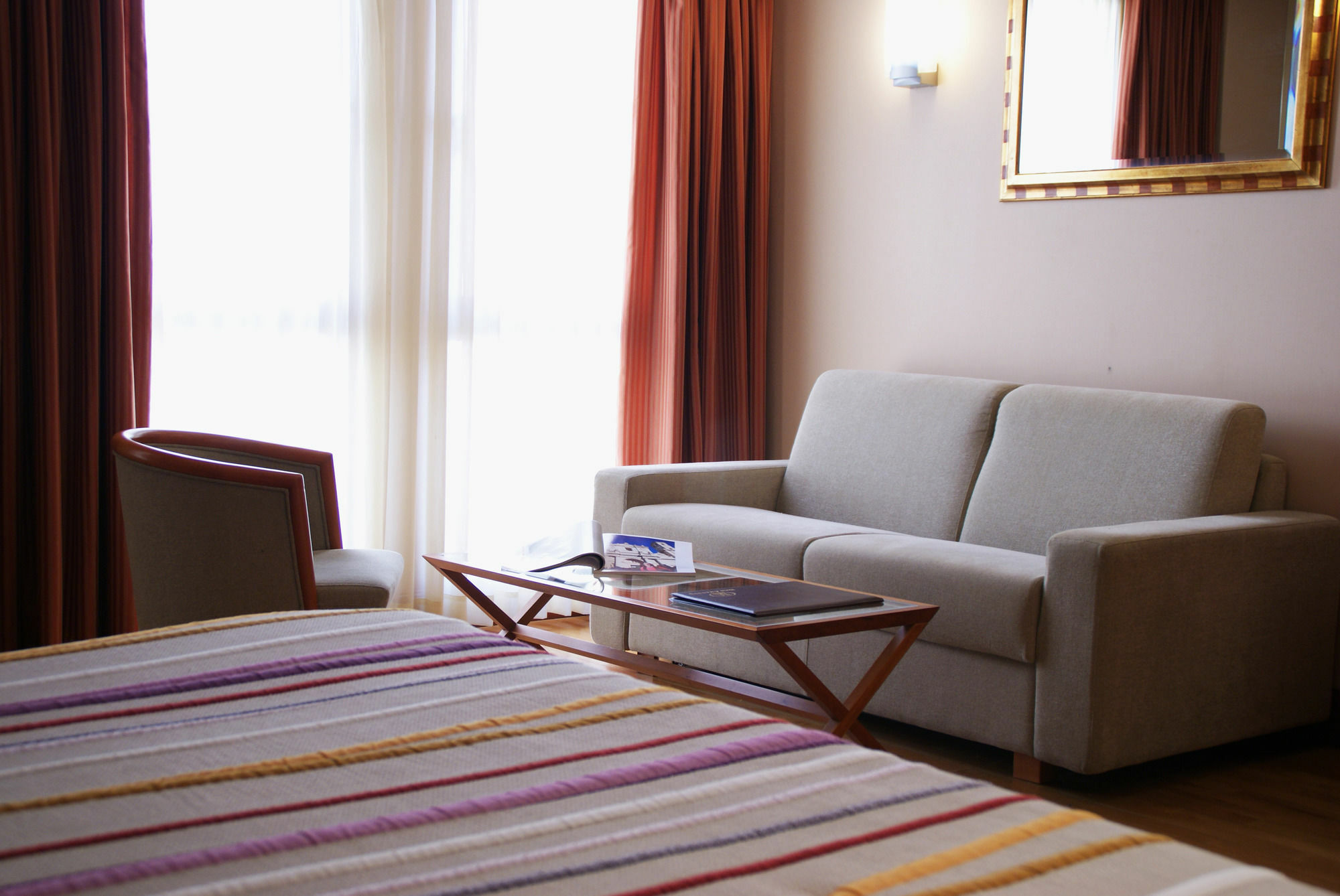 Hotel Amadeus บายาโดลิด ภายนอก รูปภาพ